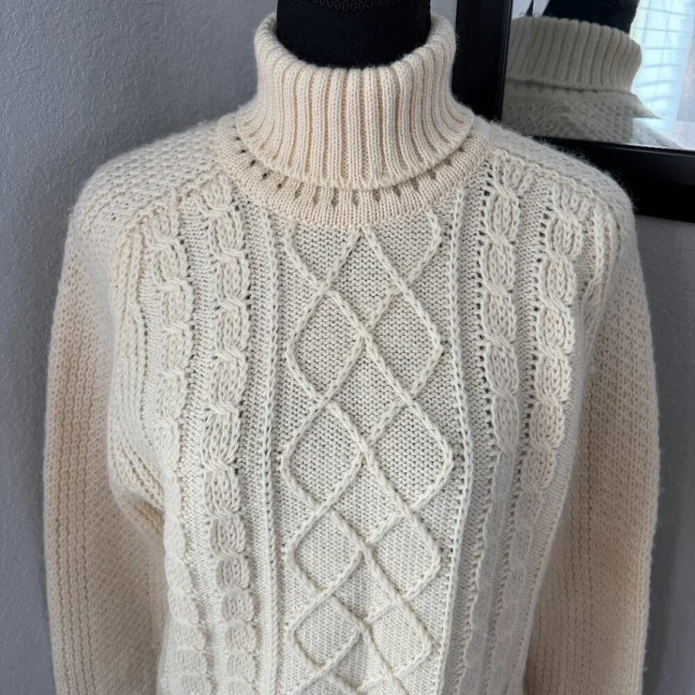 Vintage ST. MICHAEL 100% Wool Cable Knit Turtleneck Sweater Cream M